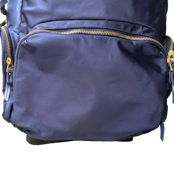 Tumi Voyageur Calais Navy Backpack (missing ID Tag) - Picture 5 of 15